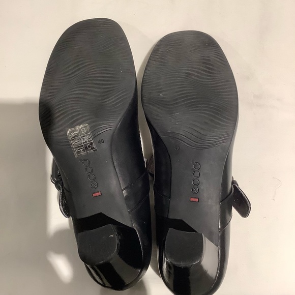 Ecco black leather Mary Jane style, size 40. - Picture 4 of 4